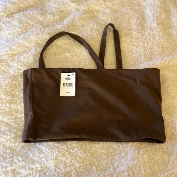 A line mini skirt with slit ( top is free with the skirt ) - Picture 6 of 6